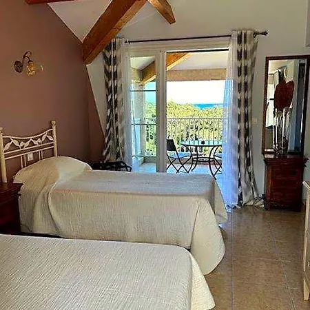 Hotel Camparellu 2*