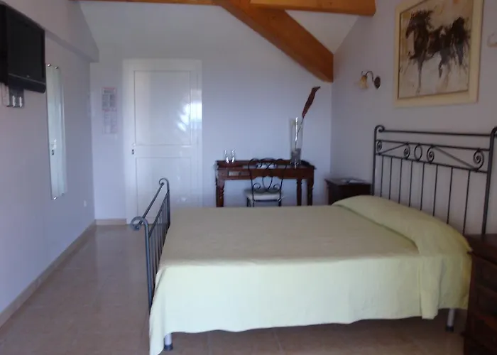 坎芭耶鲁酒店 2*